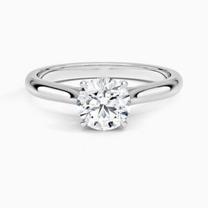 Yuvarlak Pırlanta Tektaş Yan Sıra Minimal Pırlantalı En Klasik Model