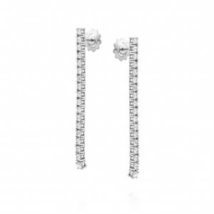 beyaz altın 3 karat pırlanta suyolu küpe yan görünüş arka montür ve kilit detayı