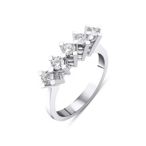 beştaş pırlanta yüzük yuvarlak kesim yüksek tırnaklı montür