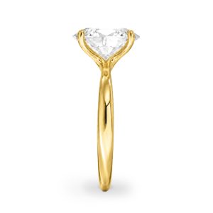 2.50 karat oval kesim tektaş pırlanta yüzüğün sarı altın profil görünümü